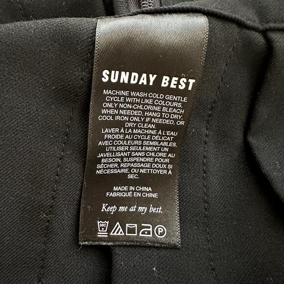 Aritzia Sunday Best Olive Pleated Mini Skirt Black - Picture 9 of 11